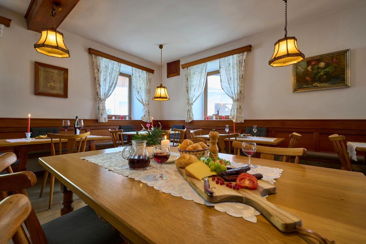 Sankt Jodok am Brenner Gasthof Lamm מראה חיצוני תמונה